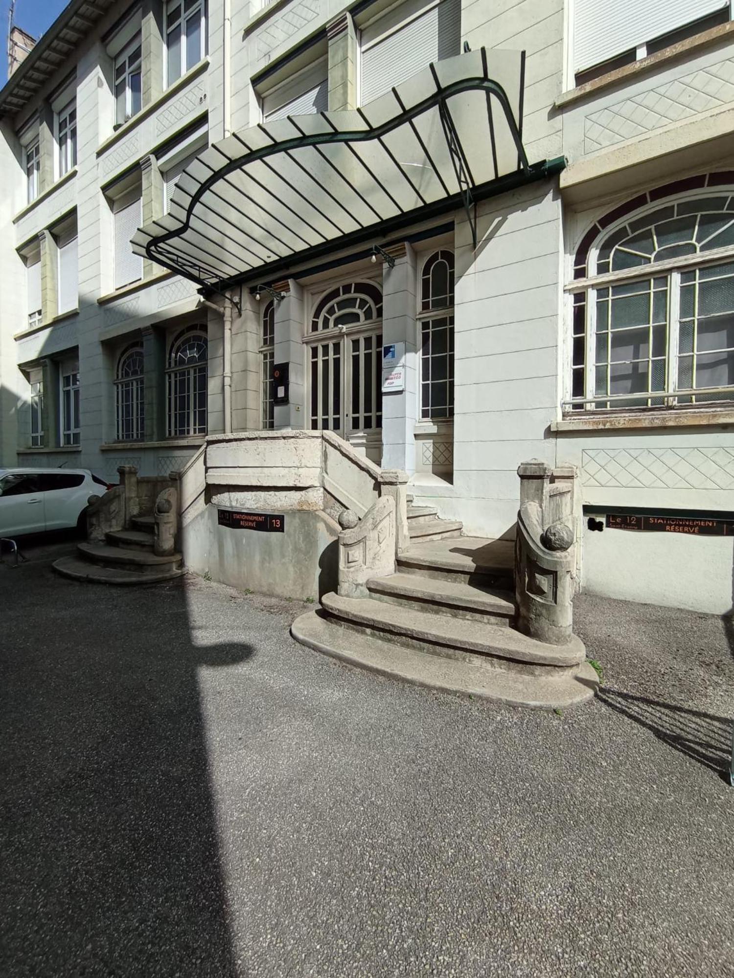 Le 12 Wifi Cosy Parking Gratuit Lägenhet Saint-Etienne  Exteriör bild